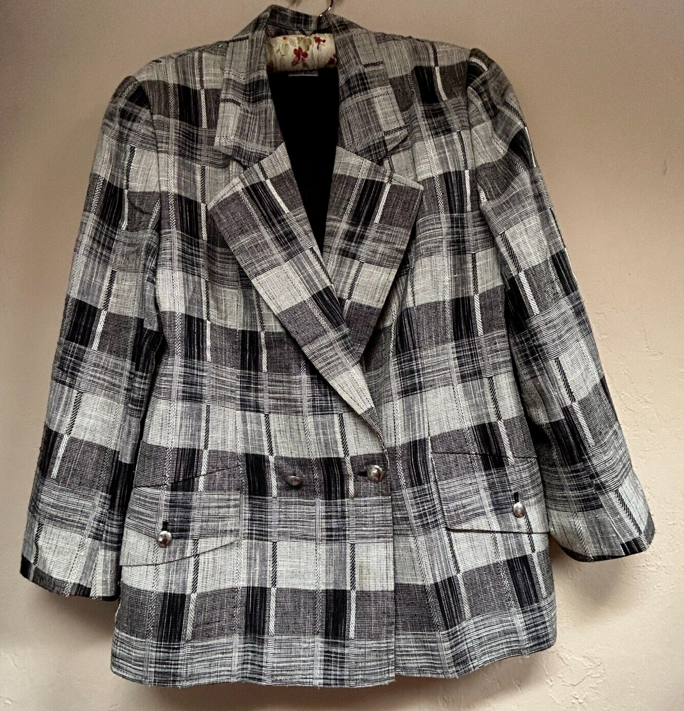 Vintage Bleyle Womens Plaid Blazer Black Gray Size 40 West Germany Lightweight