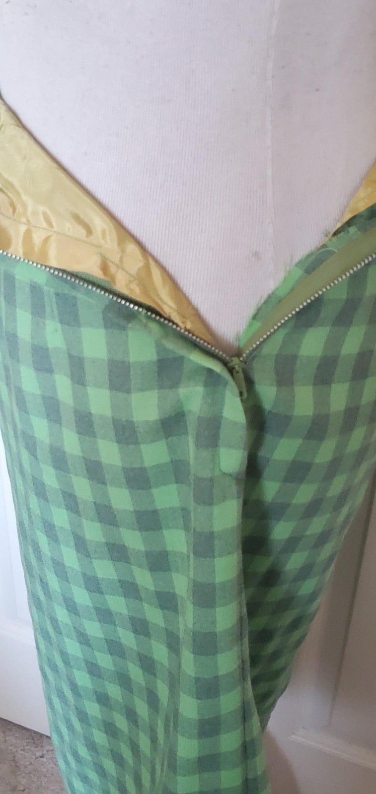 Vintage 50s Two Piece Checked Sweater Skirt Set Green Gray Orlon Wool B36