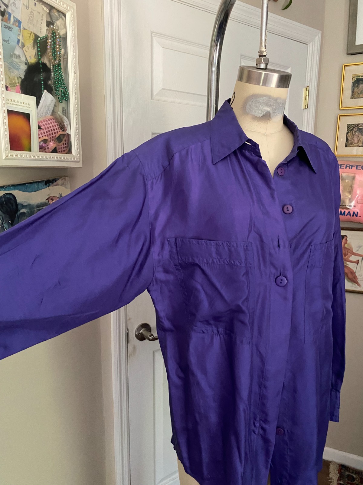 VINTAGE 1990s THE LIMITED 100% Silk Oversized PURPLE Button Down Shirt *SMALL*