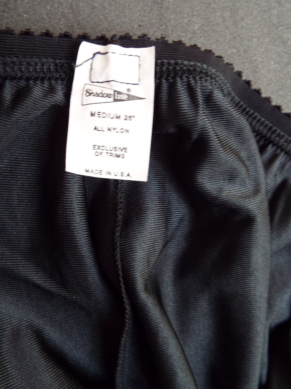 Shadowline Half Slip Black Medium 26 in 2 slits