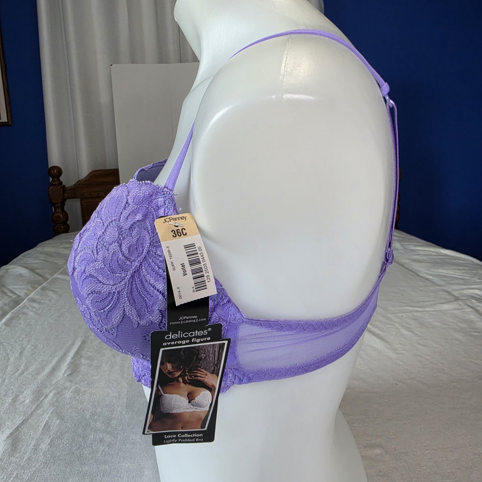 JC Penney Delicates 7320 NWT Violet Lace Underwire Lightly Padded Demi Bra 36C