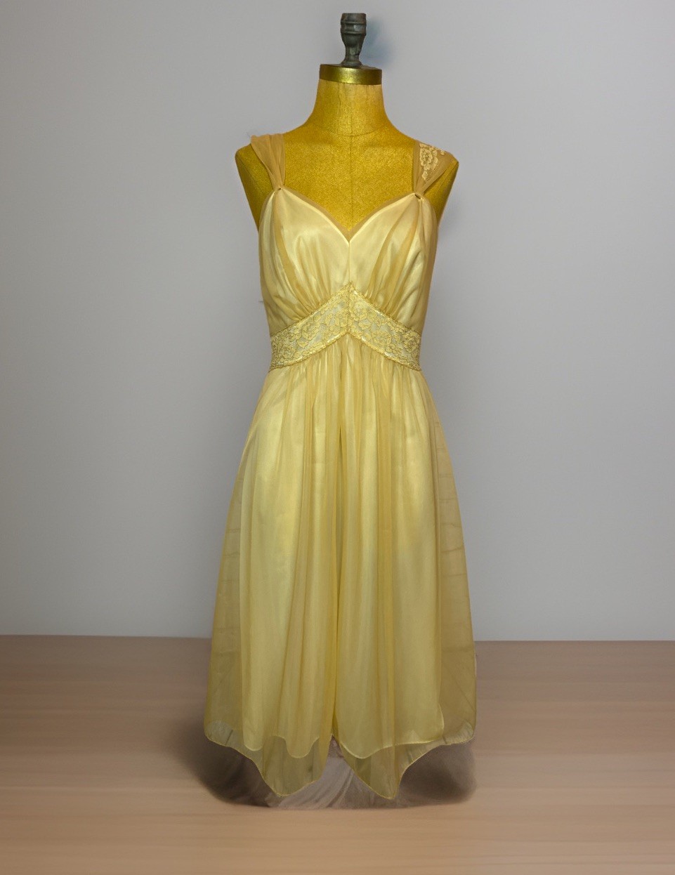 Vintage 50’s Vanity Fair Nightgown Double Nylon Tricot Beige Nude Lace 32