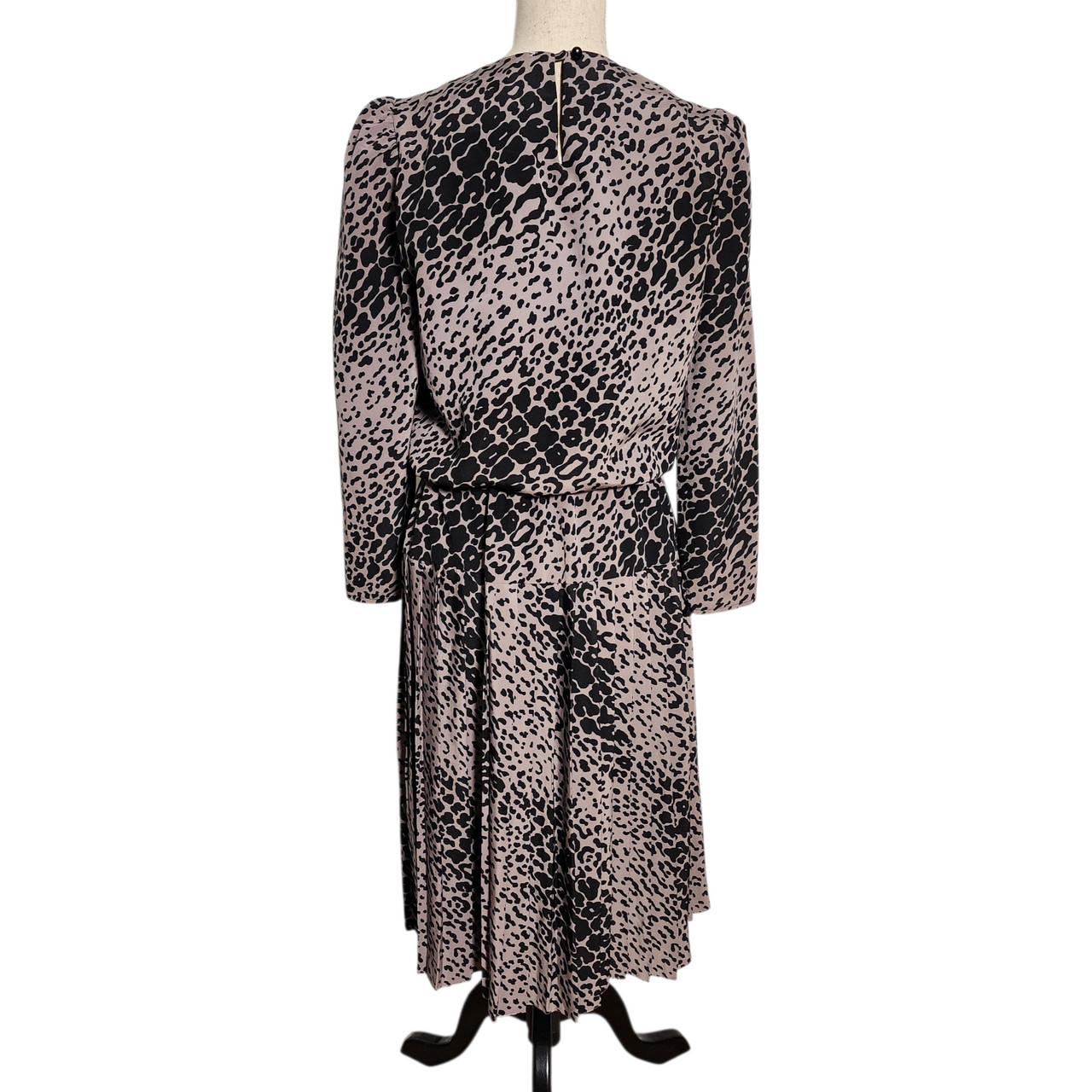 Vintage 1980s John Roberts Animal Print Dress – Long Sleeve Pleated Midi, Dro…