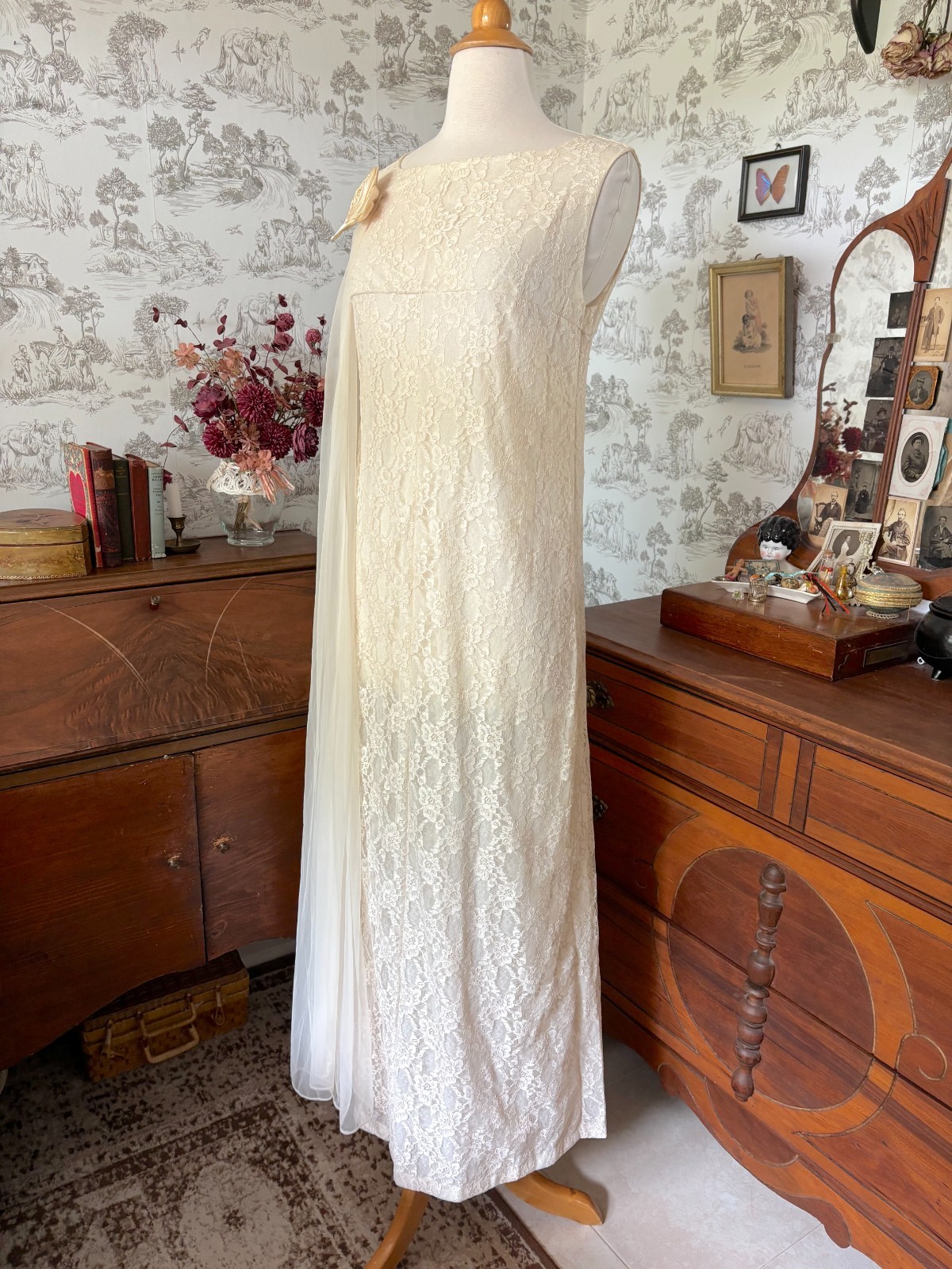 Vintage 60s Cream Lace Wedding Gown: Nylon, Sleeveless, Detachable Rosette Train