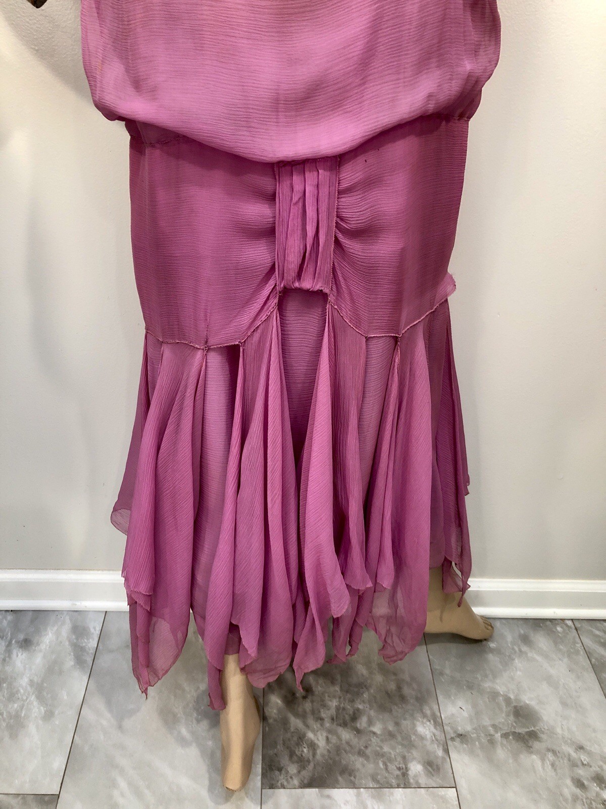 VTG 1920s ORCHID PINK SILK CREPE Great Gatsby Flapper Dress HANDKERCHIEF Hem