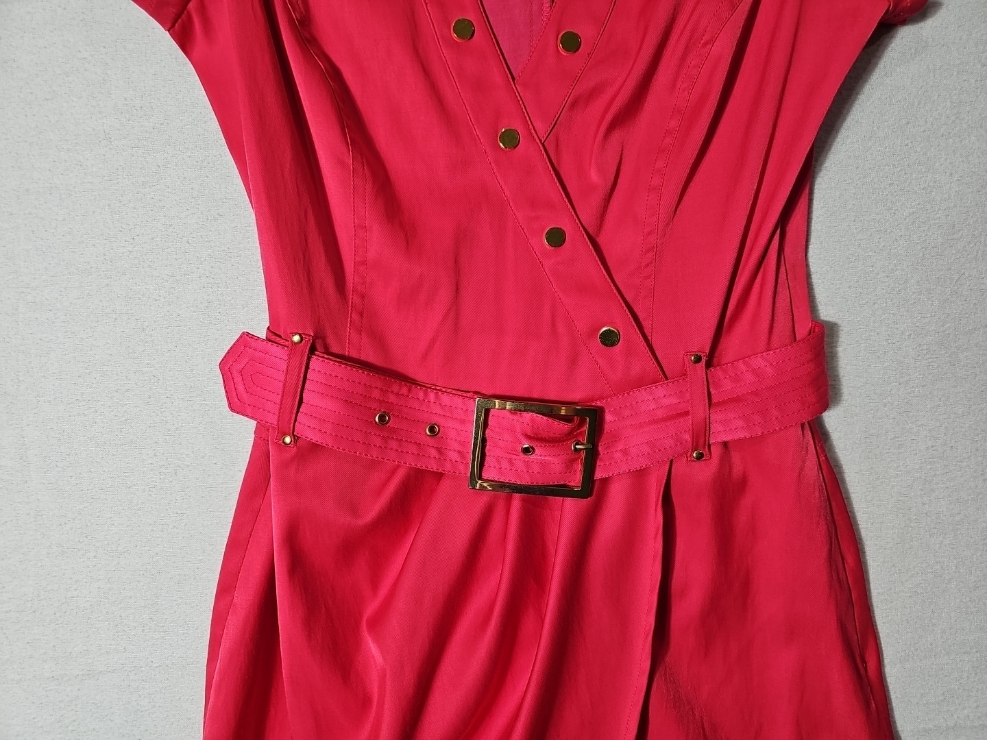 Vtg 90s/Y2K CACHE Dress 8 Pink Belted V Neck Short Sleeve Faux Wrap Gold Button
