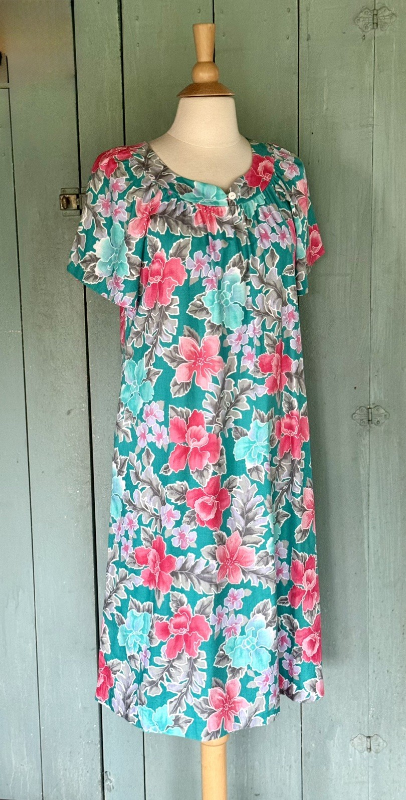 Nani Hawaii Muumuu Dress Batik Tropical Floral Pastel Pink Turquoise EUC Small