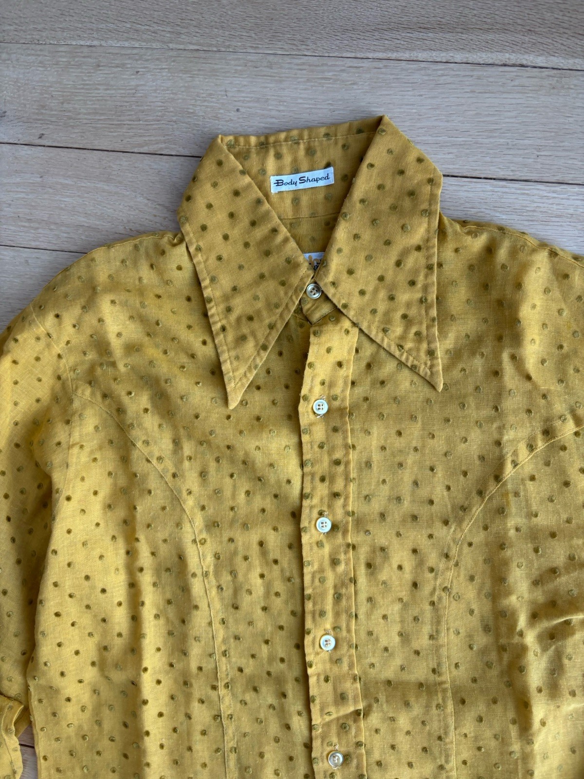 Continental Fashions Vintage Shirt Dotted Swiss Voile Body Shaped Sz M (mens?)