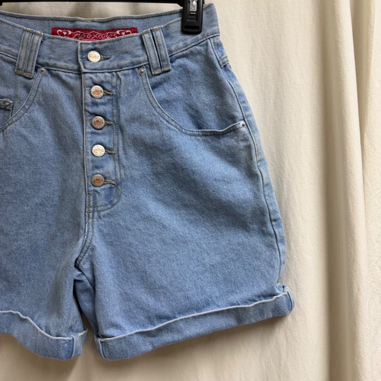 Vintage No Excuses High Waisted Denim Shorts Light Wash Button Fly Femme Fatale