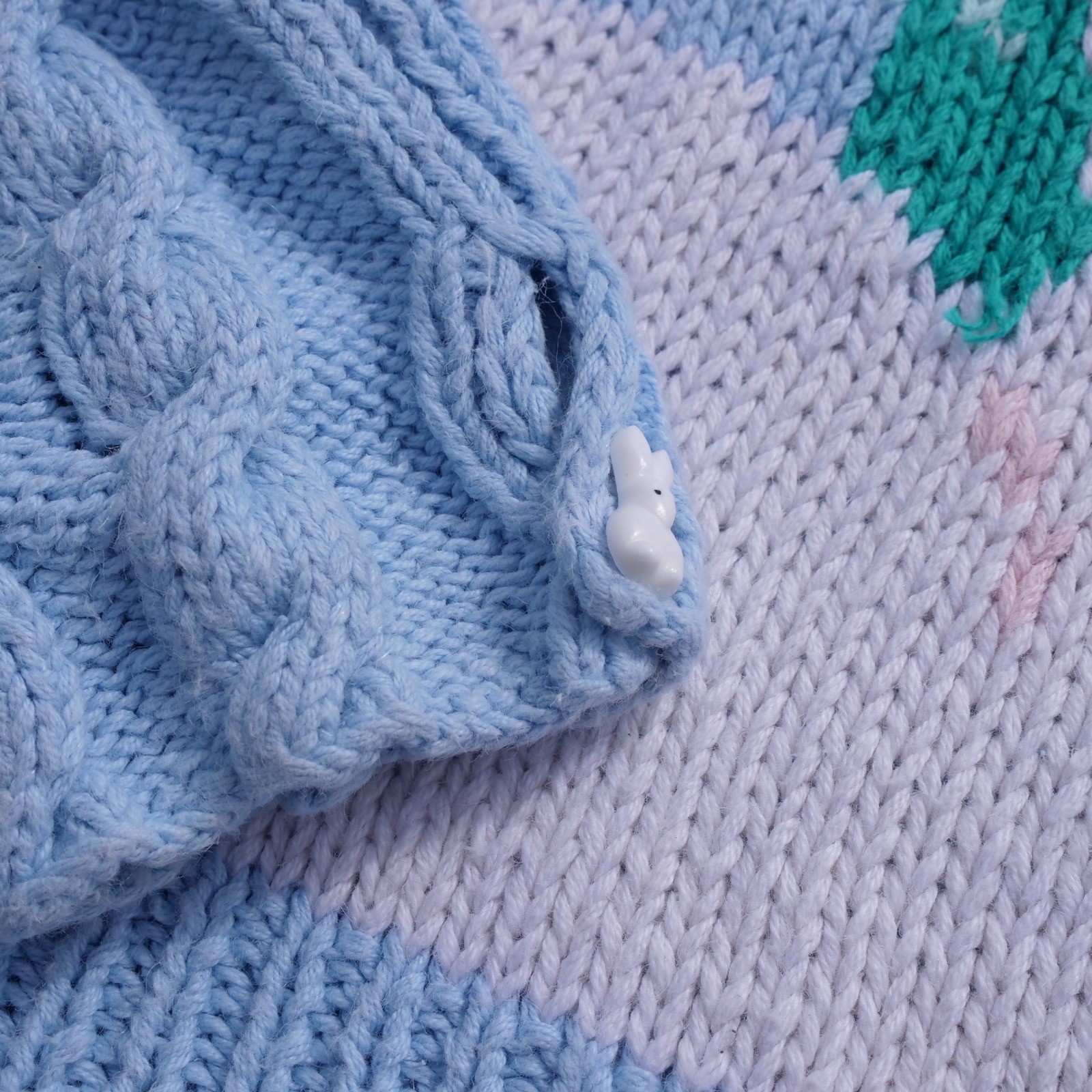 Vintage 1990s Eagle’s Eye adorable pastel bunny cotton/ramie handknit sweater