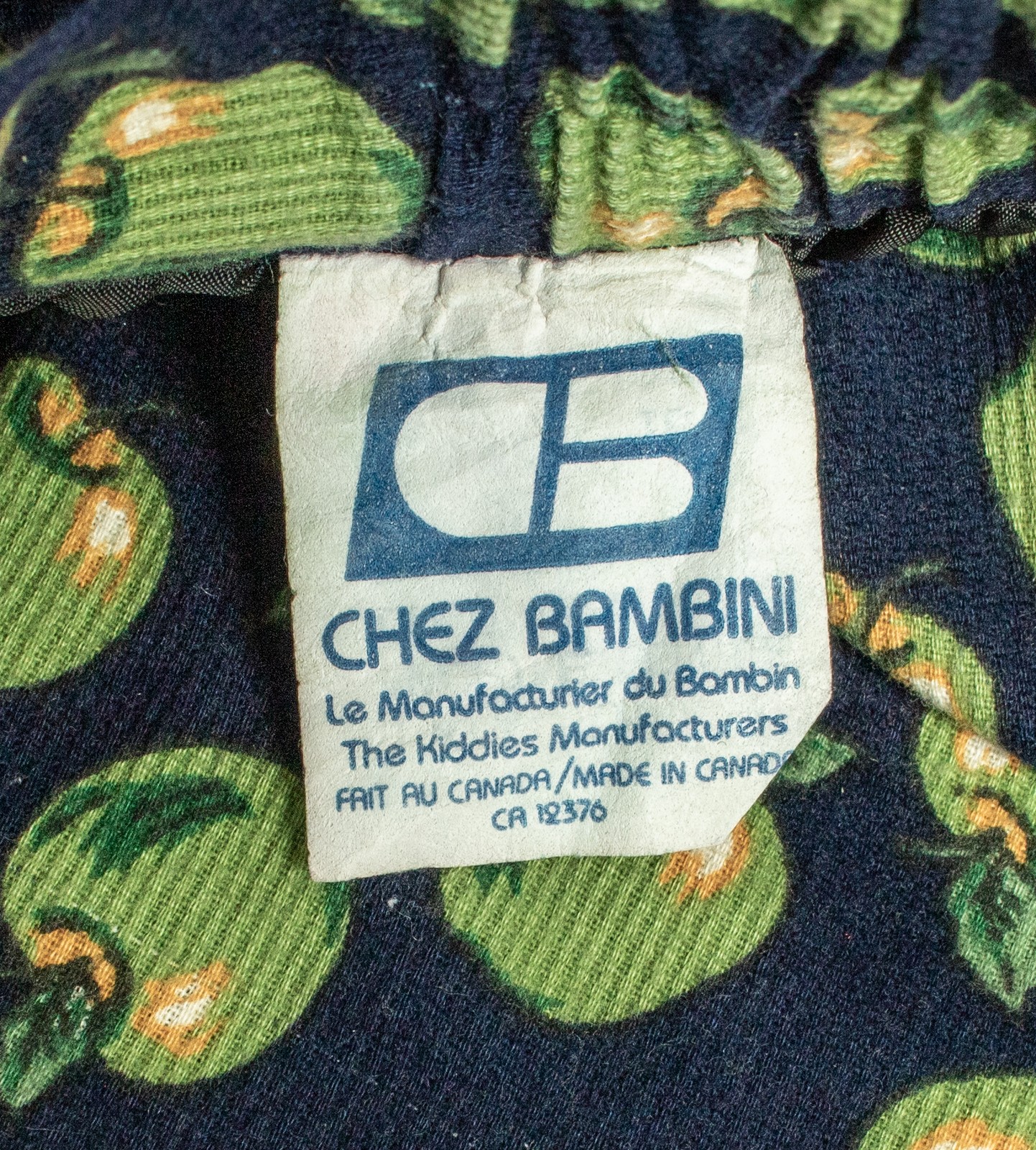 1980s Vintage Midi Skirt Fine Wale Corduroy Green Apple Print Girls 16 Womens XS
