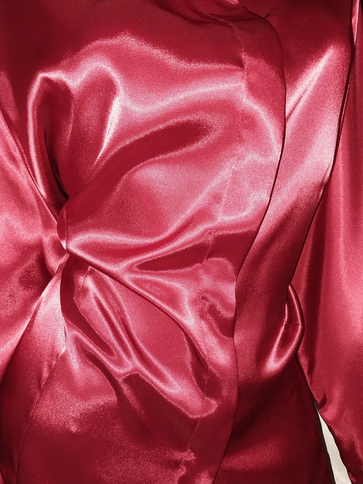 VTG SATIN SHINY RED HIDDEN BUTTON NOTCH COLLAR SECRETARY BLOUSE 48/50 NOS