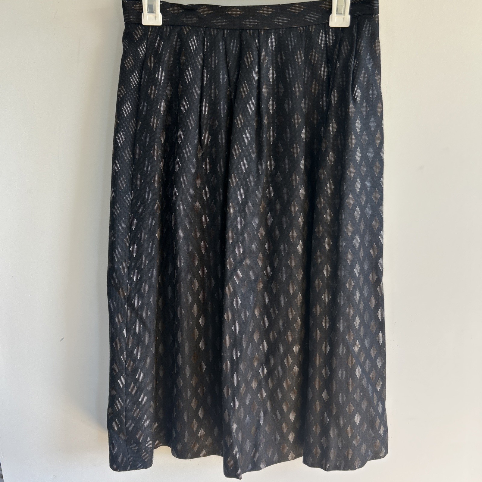 1980s Vintage Pleated Midi Skirt 10 M Made In USA Black Academia Preppy Classic