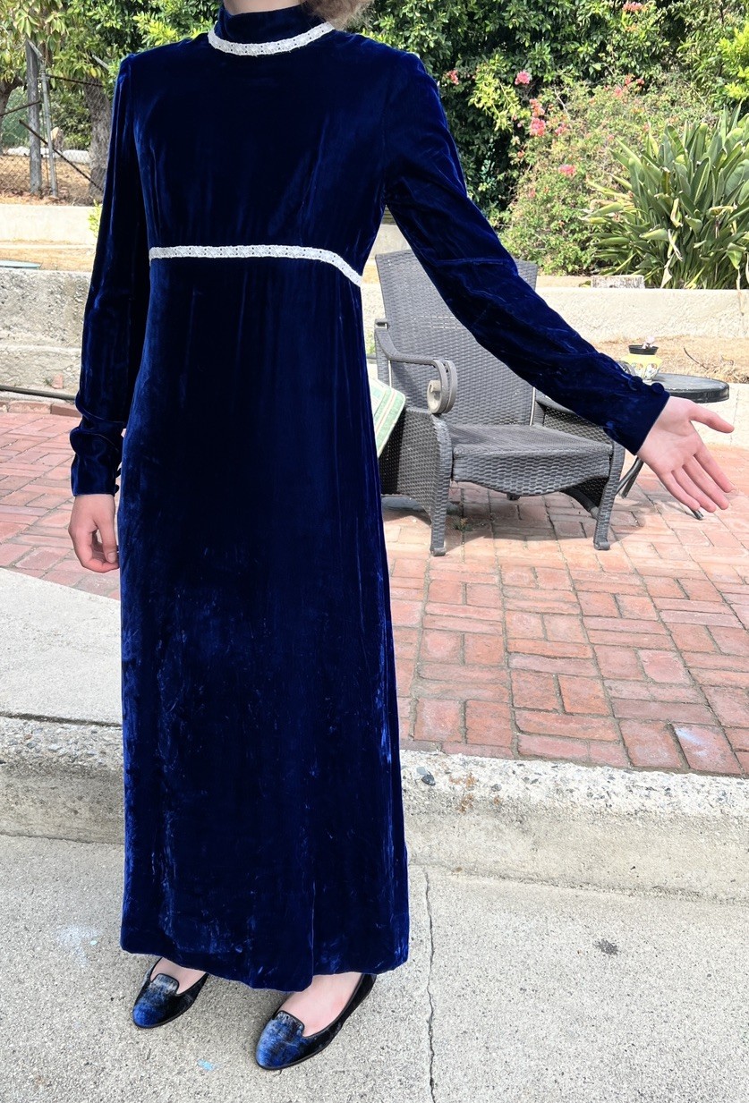 VTG Blue Velvet Dress Sz XS white crochet detail midi maxi sapphire