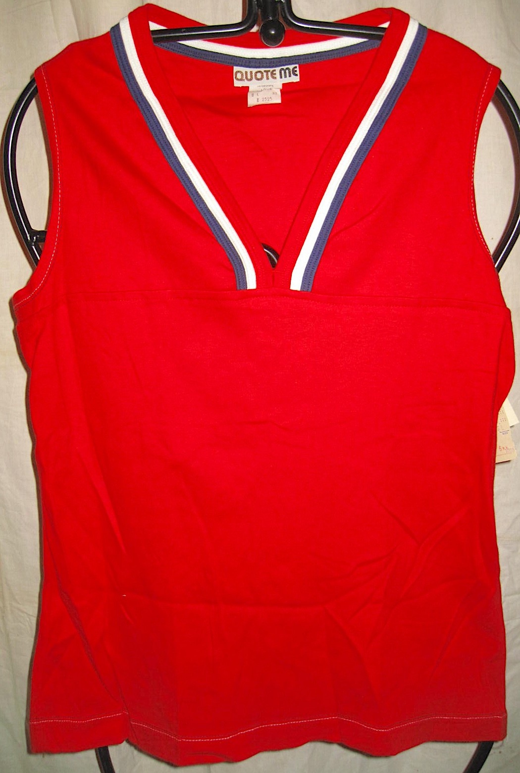 Quote Me Vintage 1970s Sleeveless Top Red V-Neck Striped Americana Deadstock L