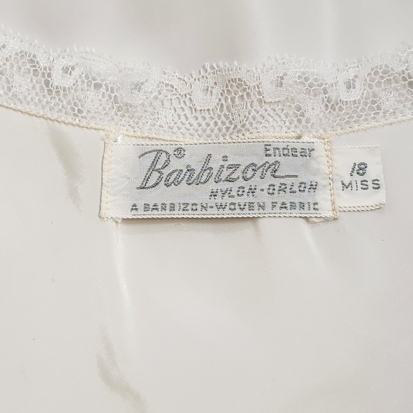 Vintage 1950s Barbizon Full Length Petticoat Lace Accent Side Zip Miss 18 (36 B)