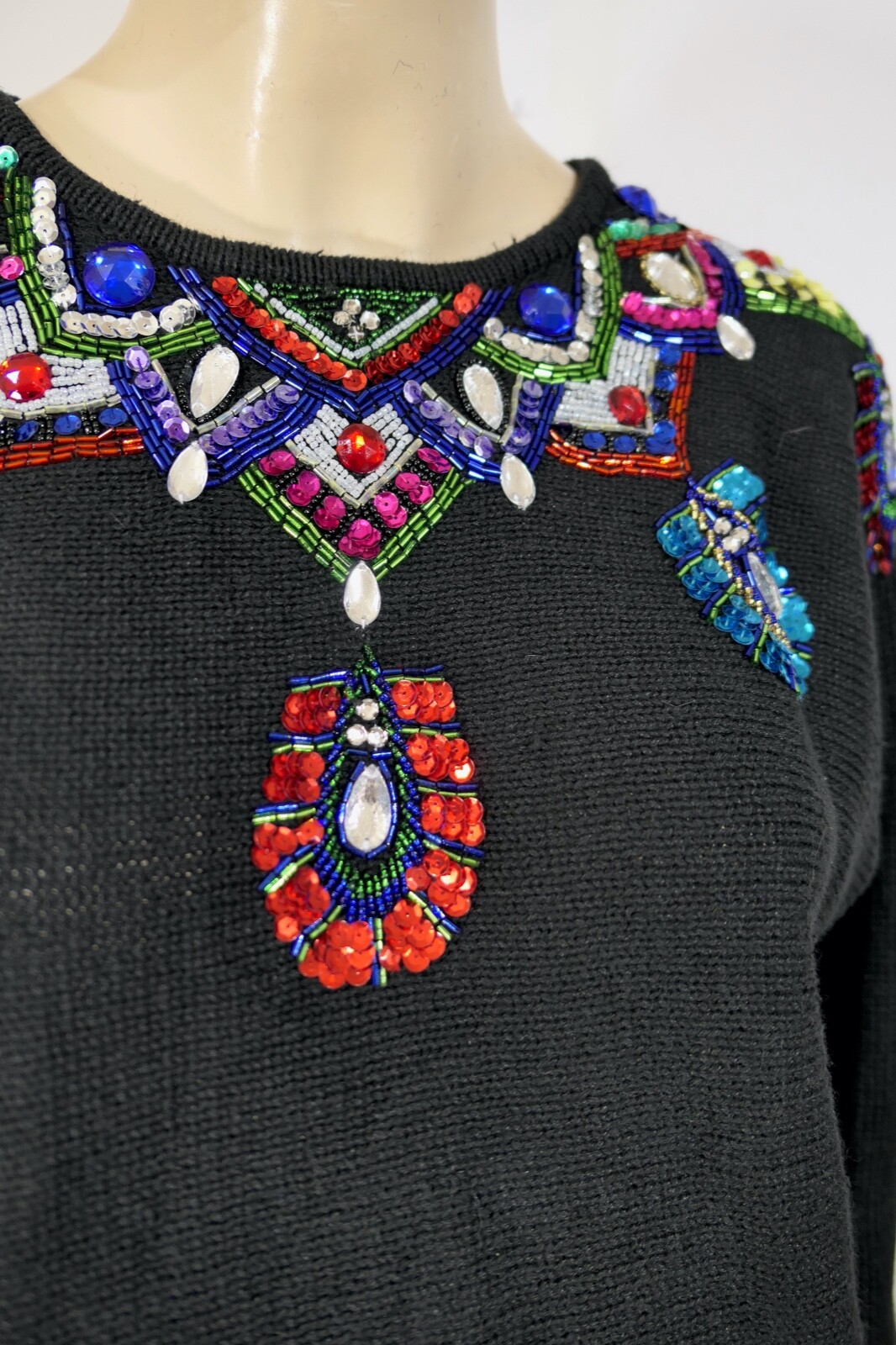 Vintage 80s Crystal Kobe Beaded Jewel Sequin Neckline Ramie Sweater M