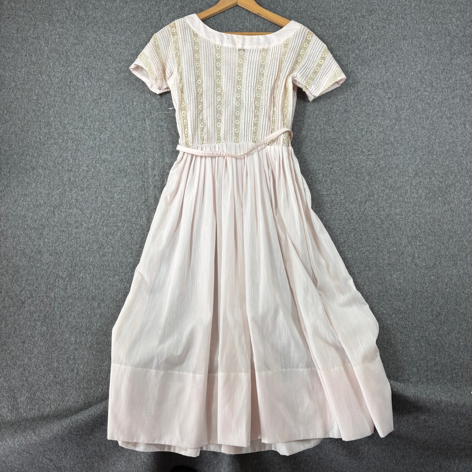 Vintage 50s L’Aiglon Petites Pink Lace Pleated Midi Dress Womens Small