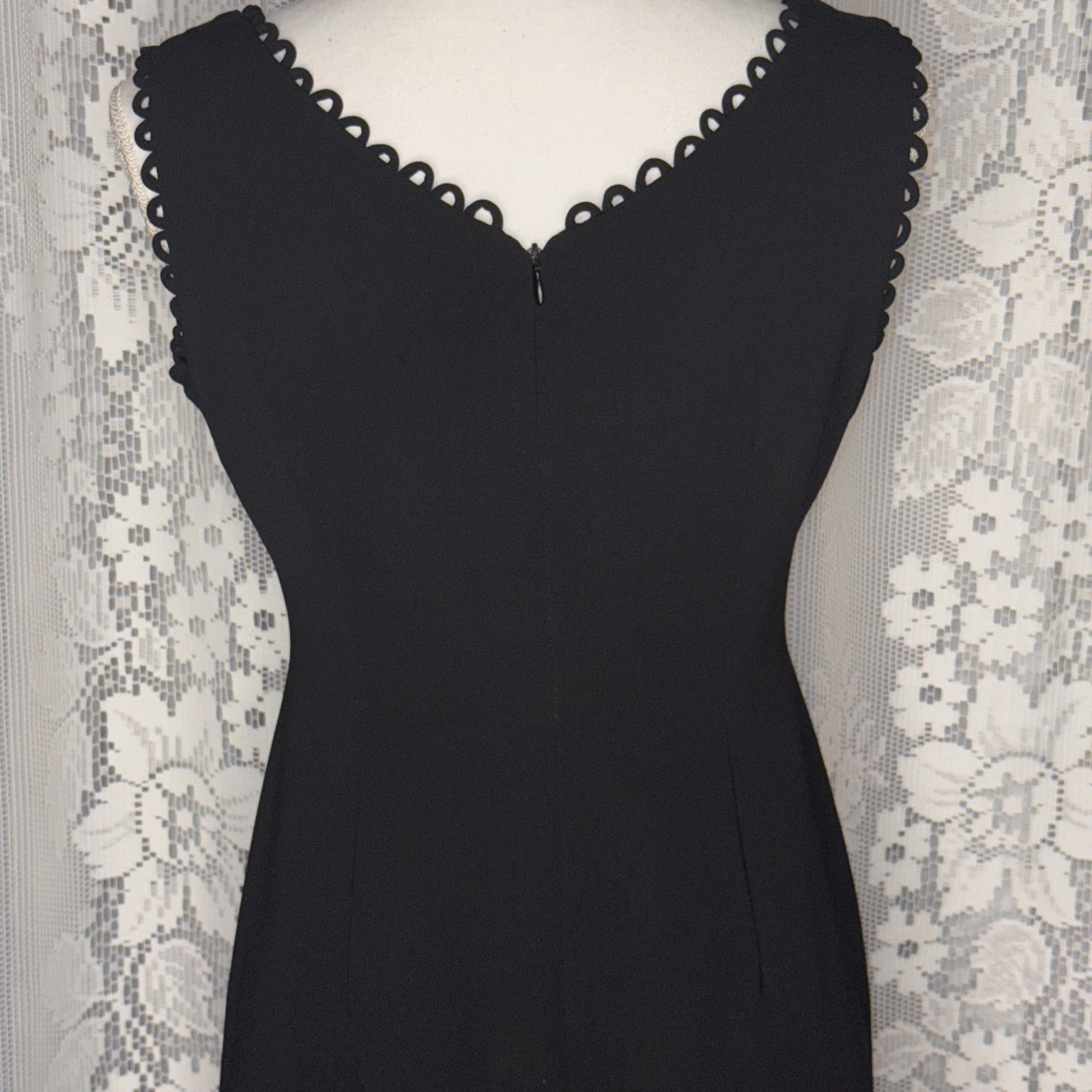 Vintage Danny & Nicole New York Little Black Sleeveless Lined Darted Dress 4P