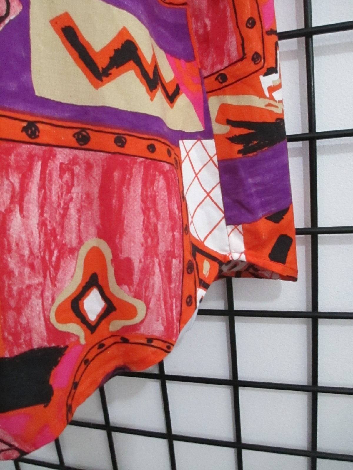 VINTAGE BOBBIE BROOKS / USA 🌸 MEDIUM ==BOLD PRINT / SHORT SLEEVE BLOUSE