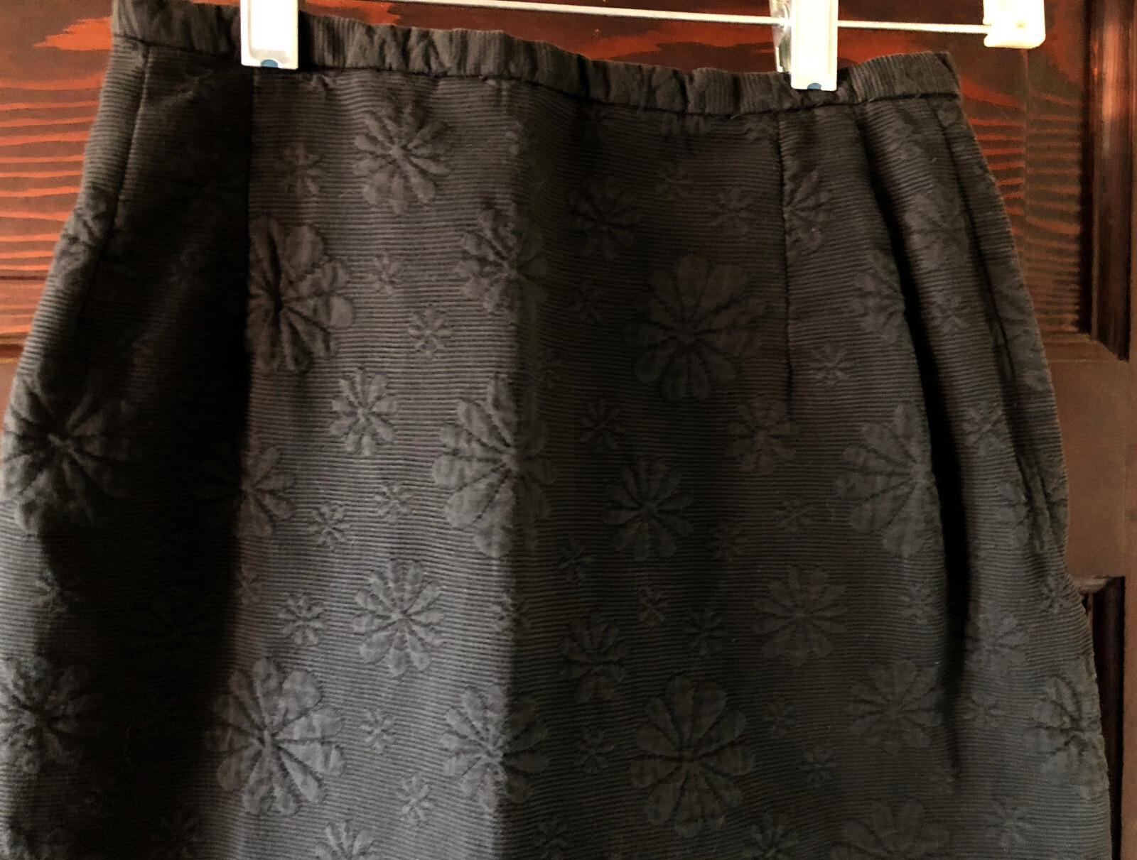 Vintage 60’s Black SPORTEMPOS Pencil Skirt Daisies Aprx S Woven Cotton