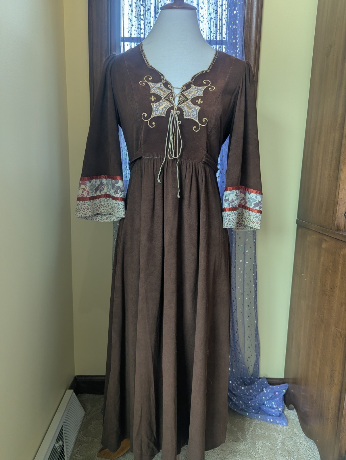 Vintage 70’s Young Edwardian By Arpeja Brown Lace Up Bell Sleeves Hippie Dress S