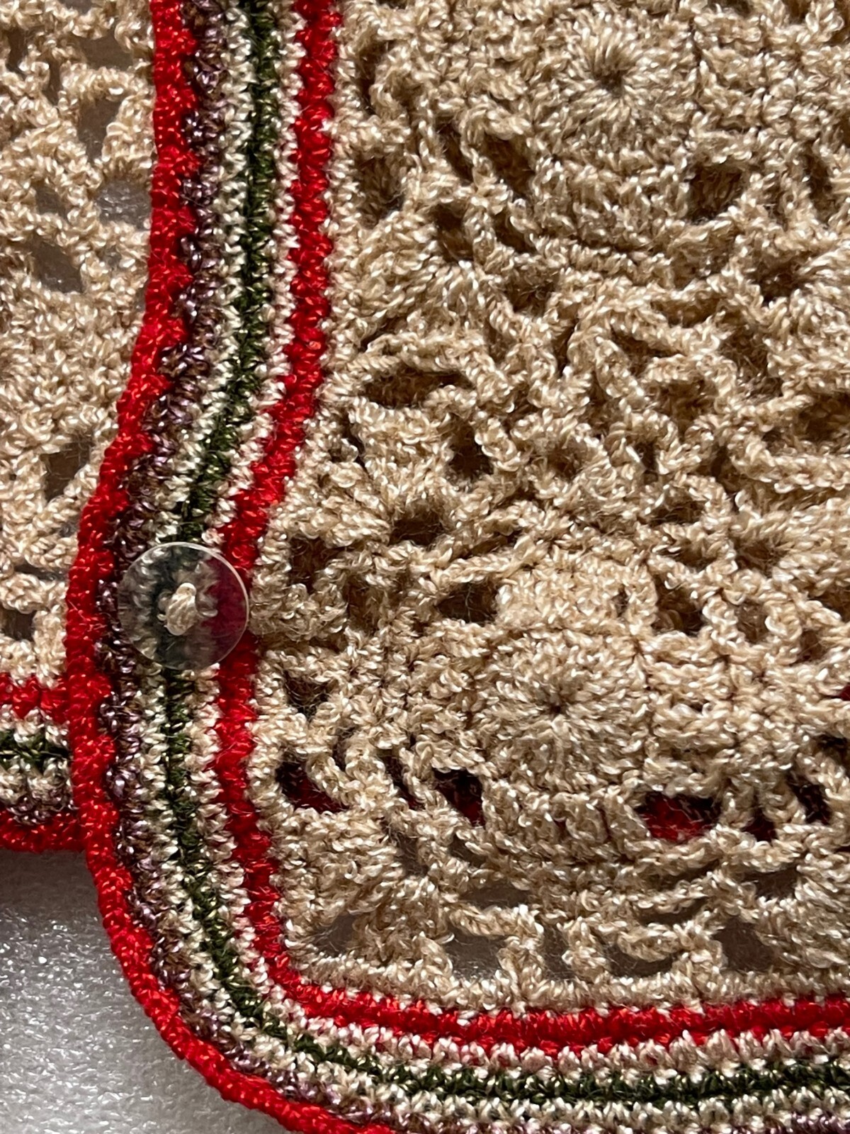 VINTAGE HANDMADE CROCHET BEIGE VEST, BUTTON FRONT, 41″ CHEST 40″ WAIST, L/XL