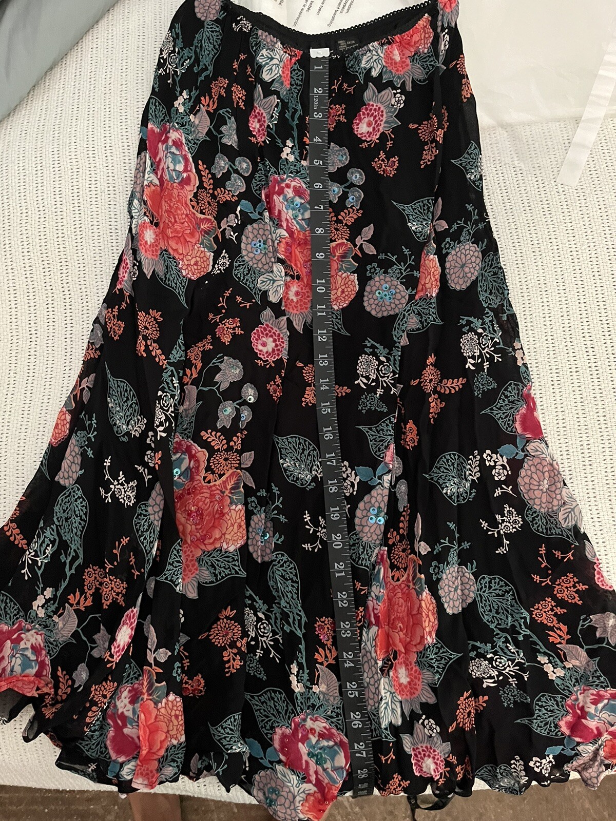 Vintage Starina skirt bottom beautiful elastic waist perfect condition size M