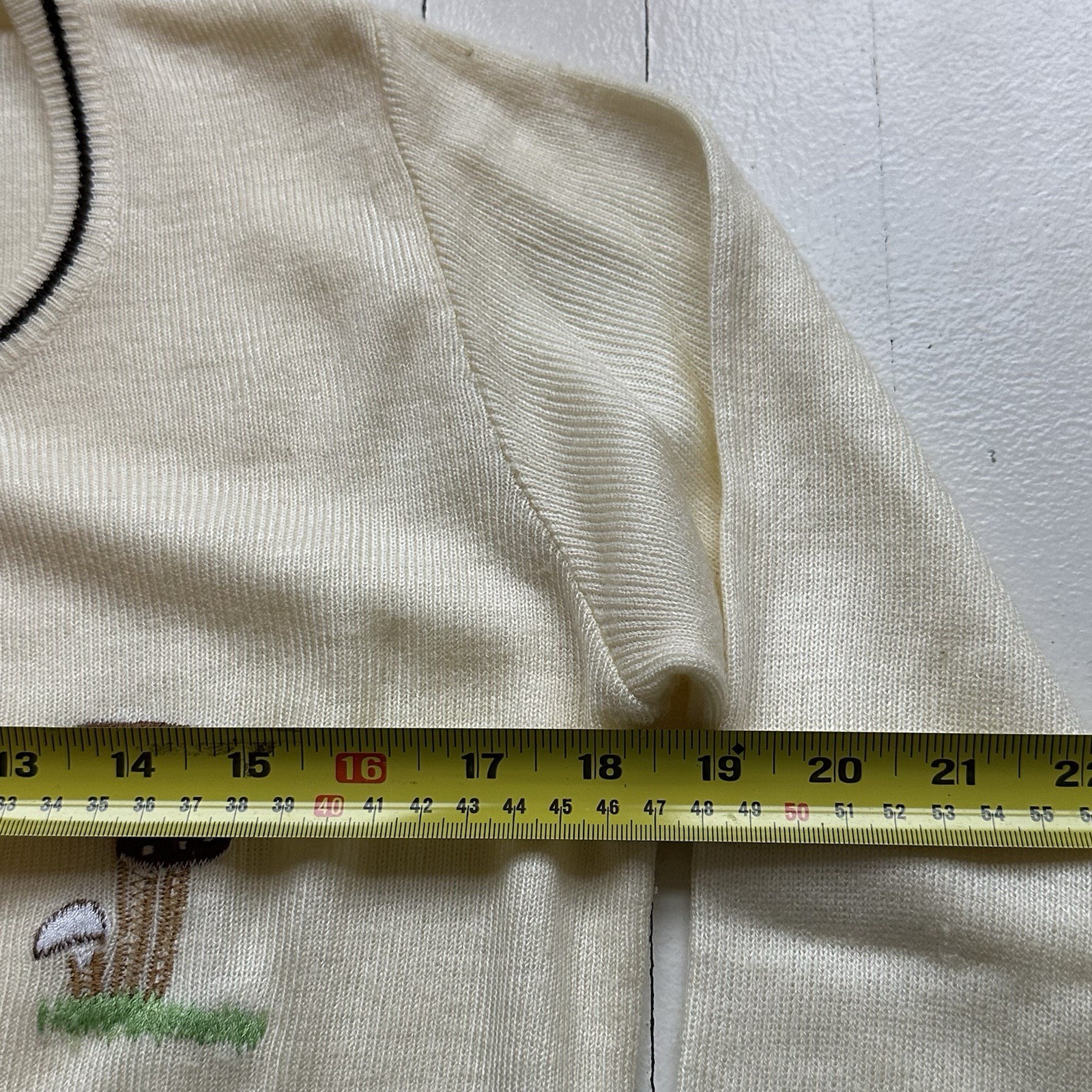 70s Mushroom Embroidered Sweater Leroy Knitwear Size Medium Hippie