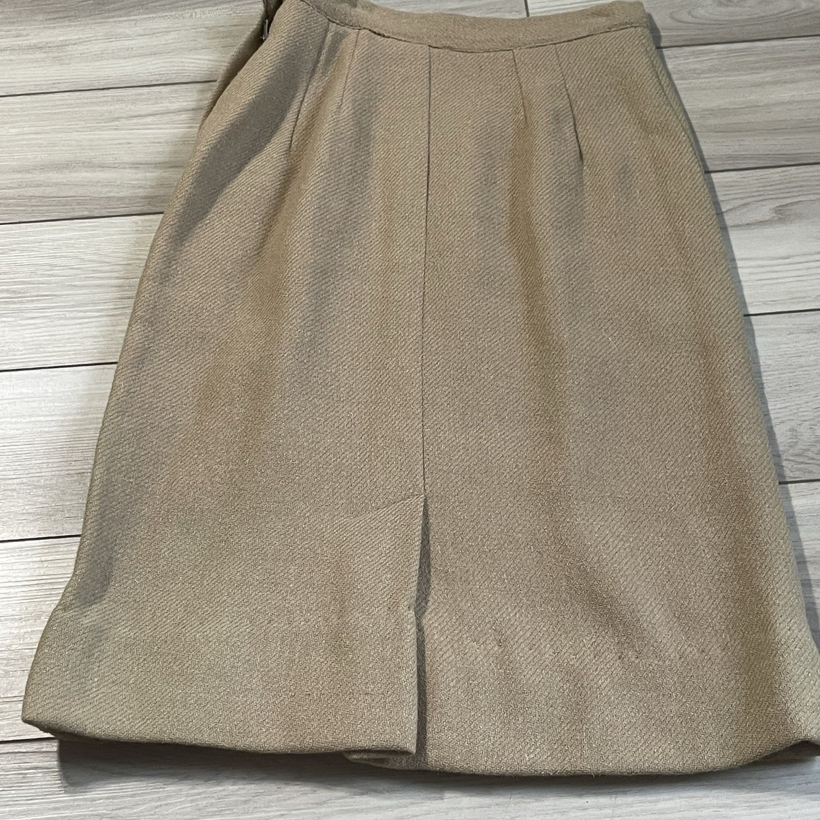 VINTAGE Women’s 2 Pc Set Beige International Ladies Garment Workers Union