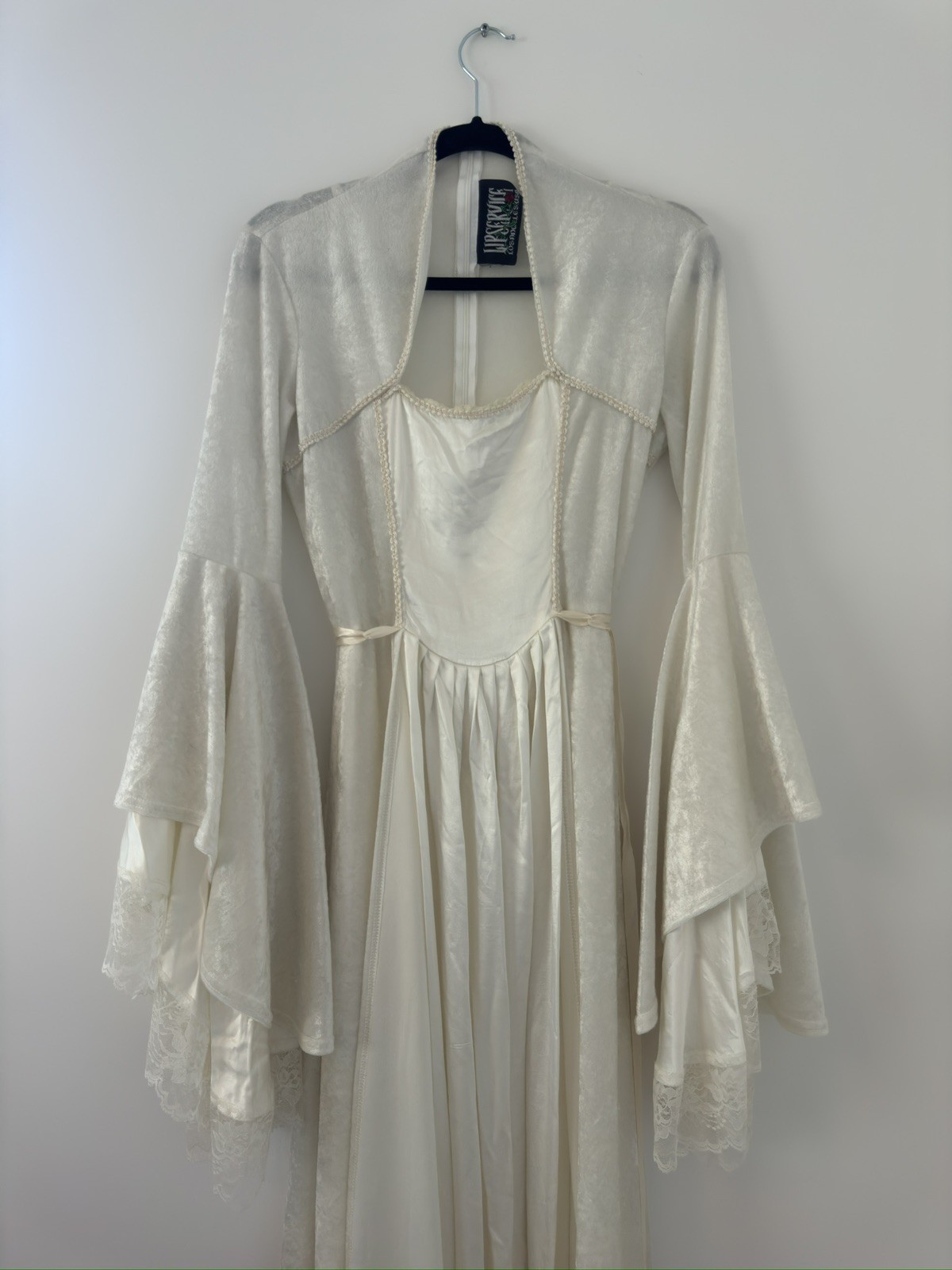 Lip Service White Velvet Satin Medieval Renaissance Fairy Bell Lace Sleeves