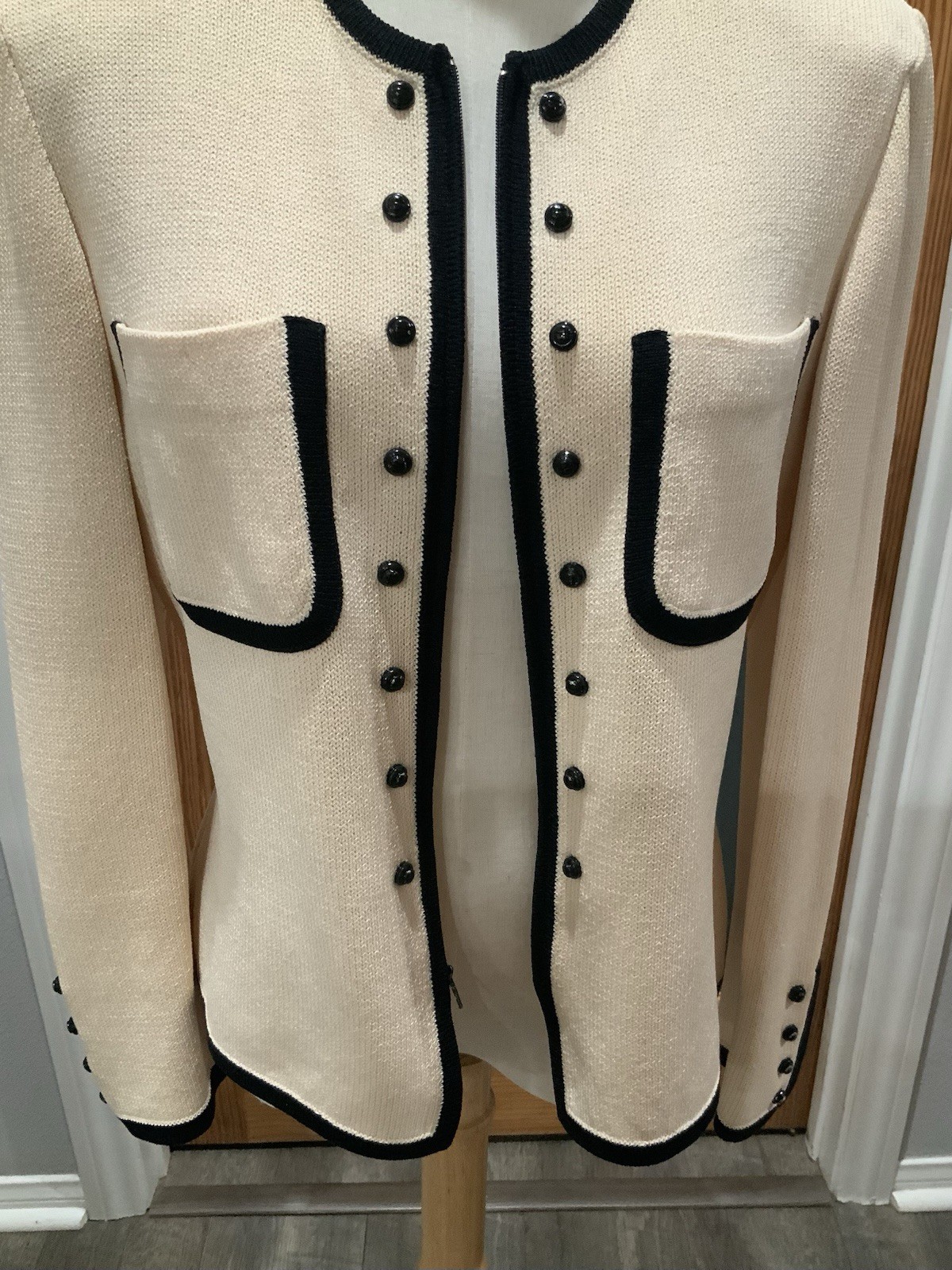 St John Vintage Zip Cardigan Sweater Cream /Black Decorative Buttons Size 4