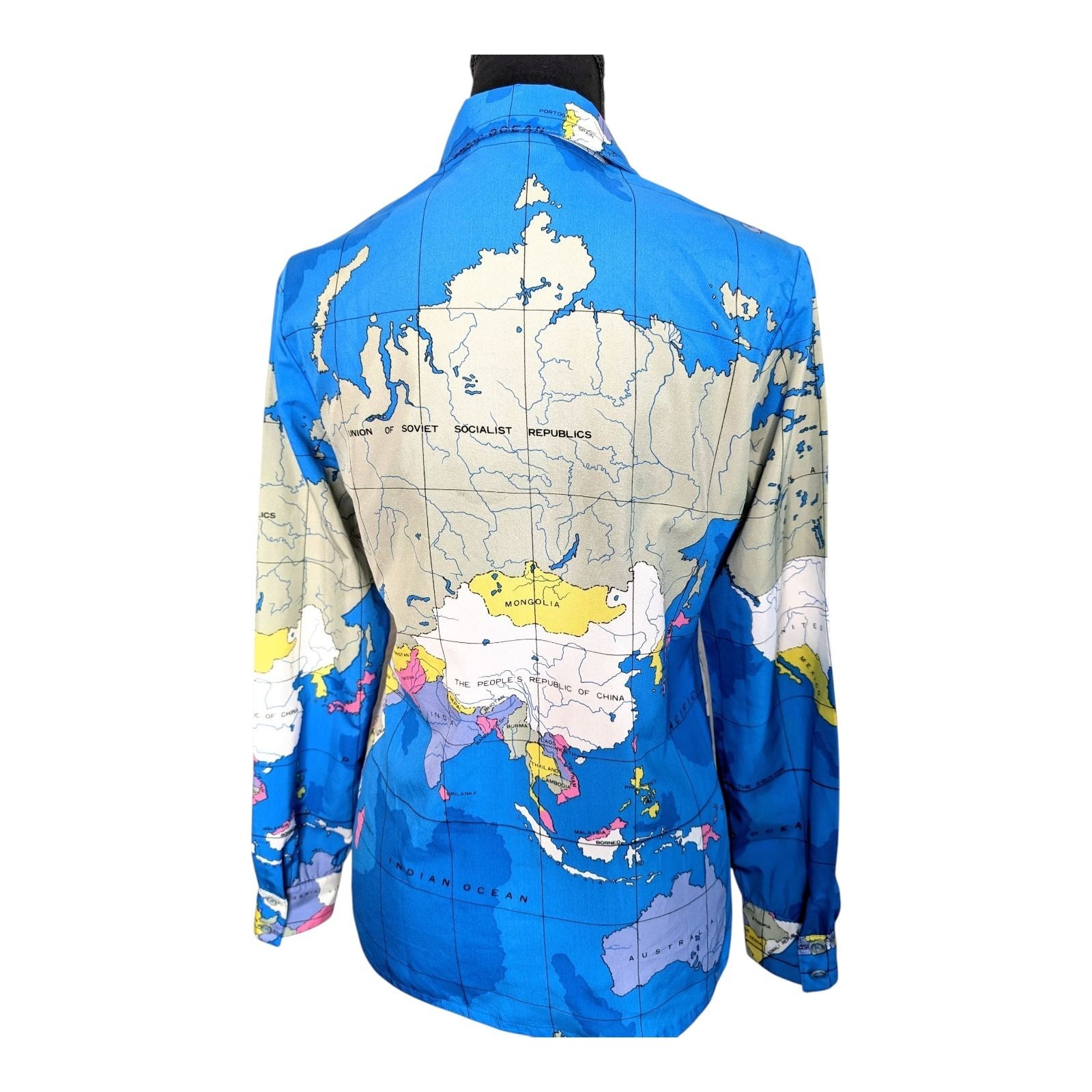 Vtg 70s Disco Shirt King James Novelty Print World Map Topography Cartography S