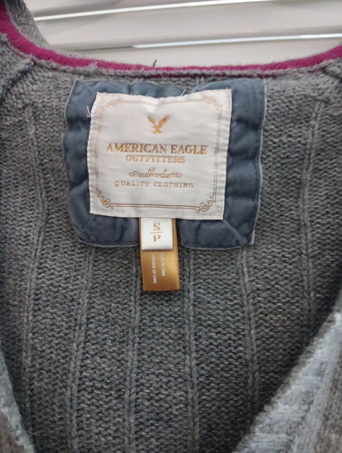 VTG Y2K American Eagle Women S Wool Blend Gray Cable Knit V-Neck Sweater W Hood