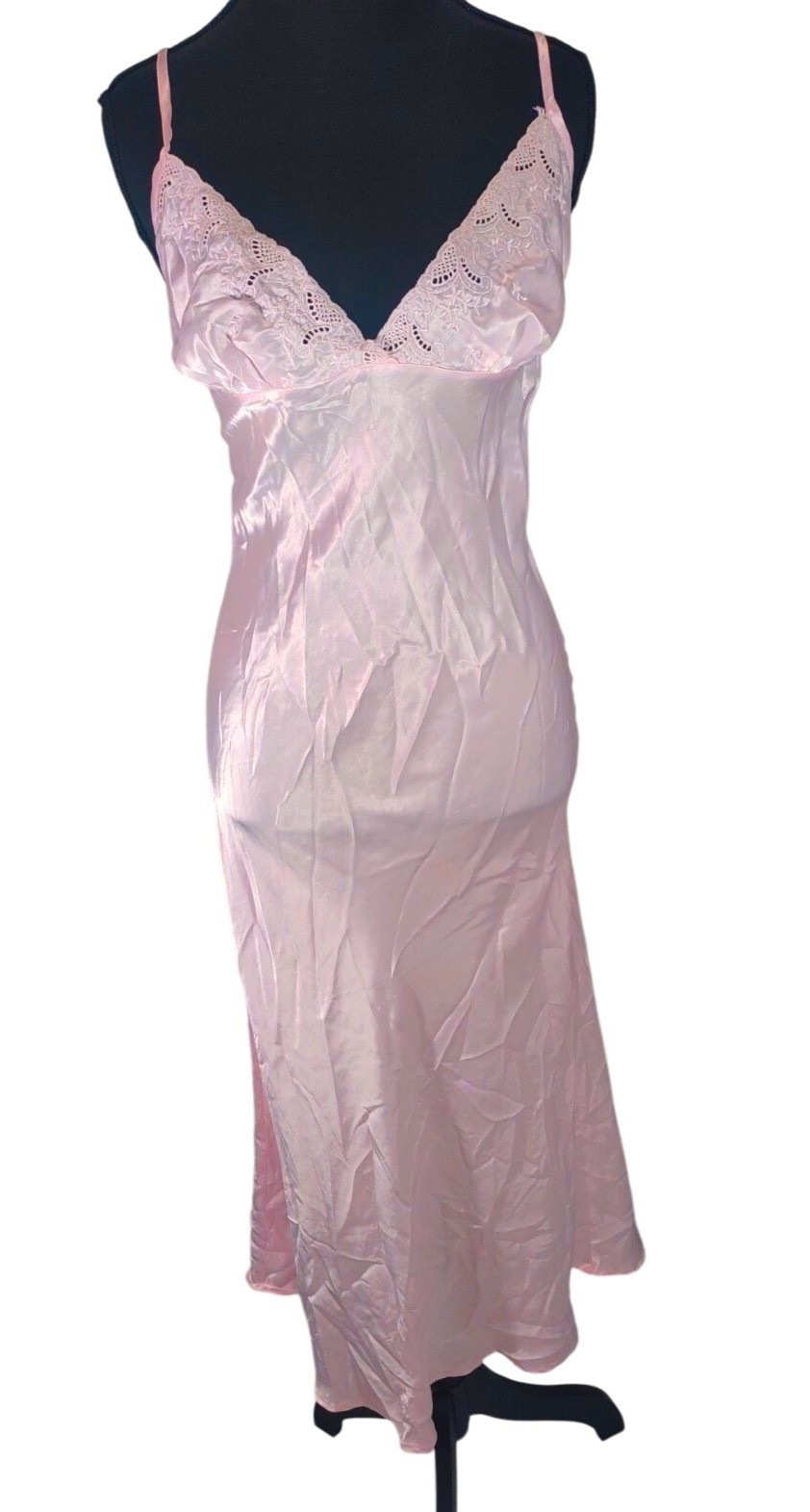 VTG 90s / 80s Maxi Pale Pink Embroidered Slip Dress, Size M Feminine Nightgown