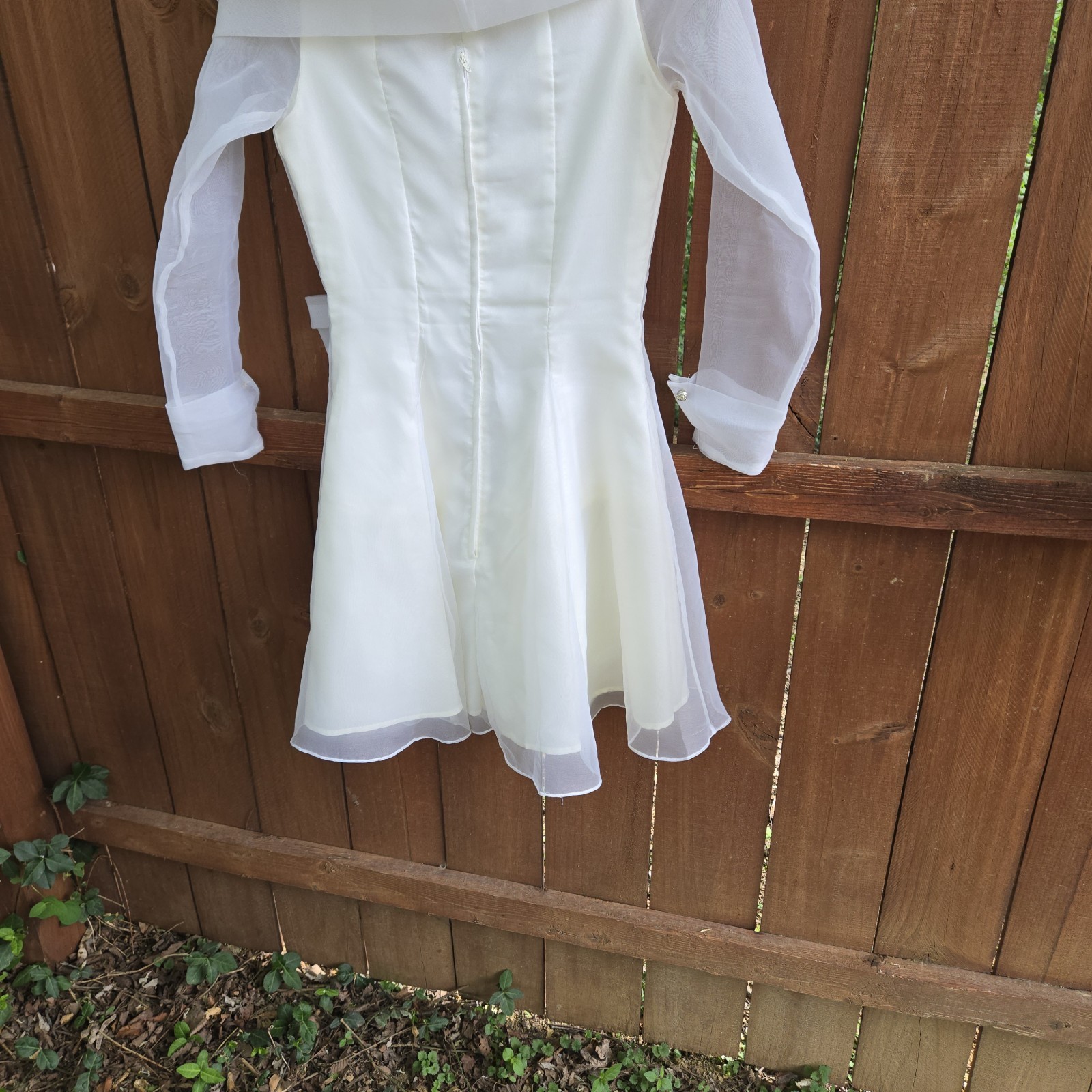 Vintage L.A.GLO White Sheer Sleeve Off Shoulder Formal/ Wedding Dress, SIZE 3/4