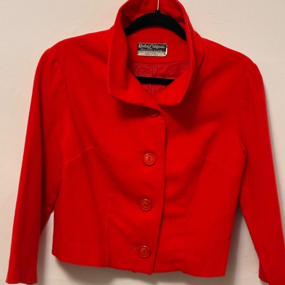 EUC Hollywood Style Vintage Koret of Cali Red lightweight wool cropped jacket.