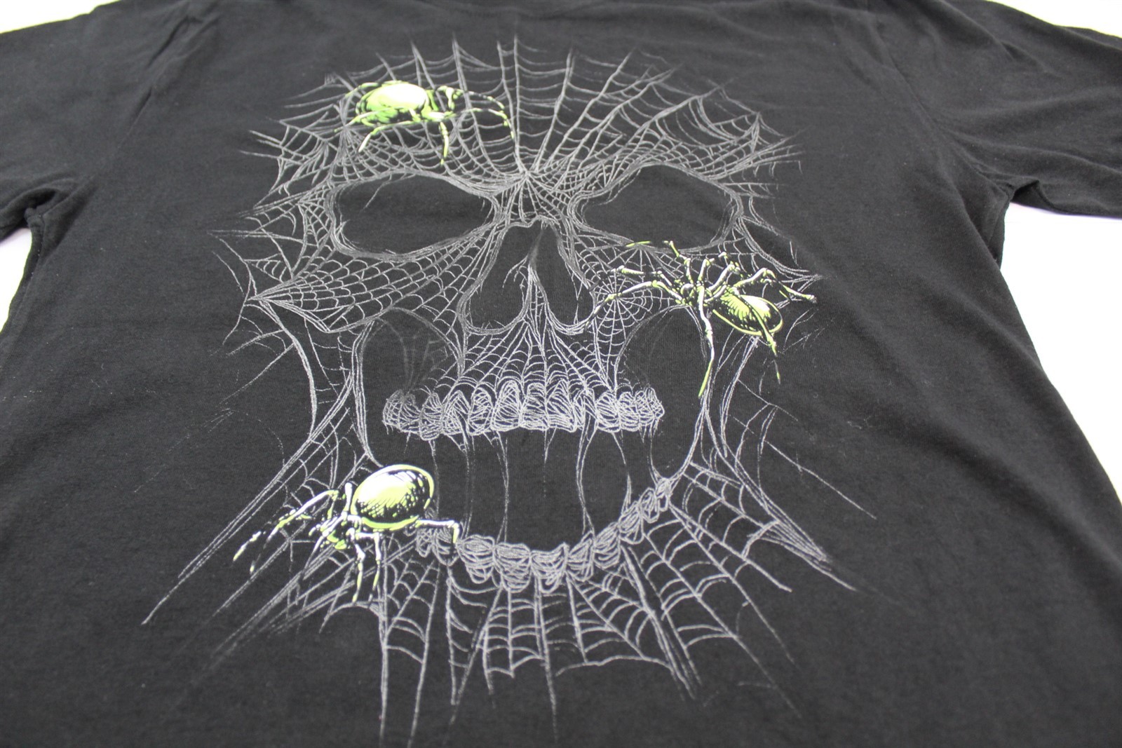Graphic T-Shirt Skull & Spiders Black Shirt With White Print Women’s XXL Retro