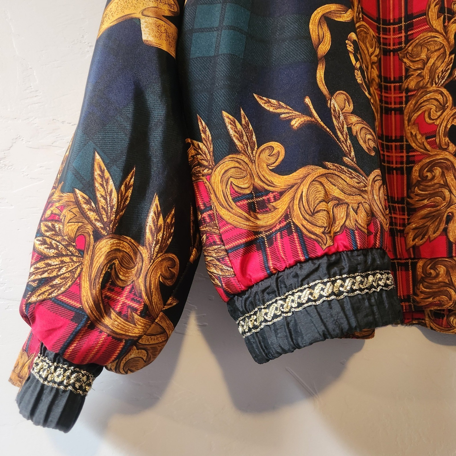 Vintage Giacca Sport Jacket Medium Black Gold Plaid Baroque Puffer Zip Up Plaid