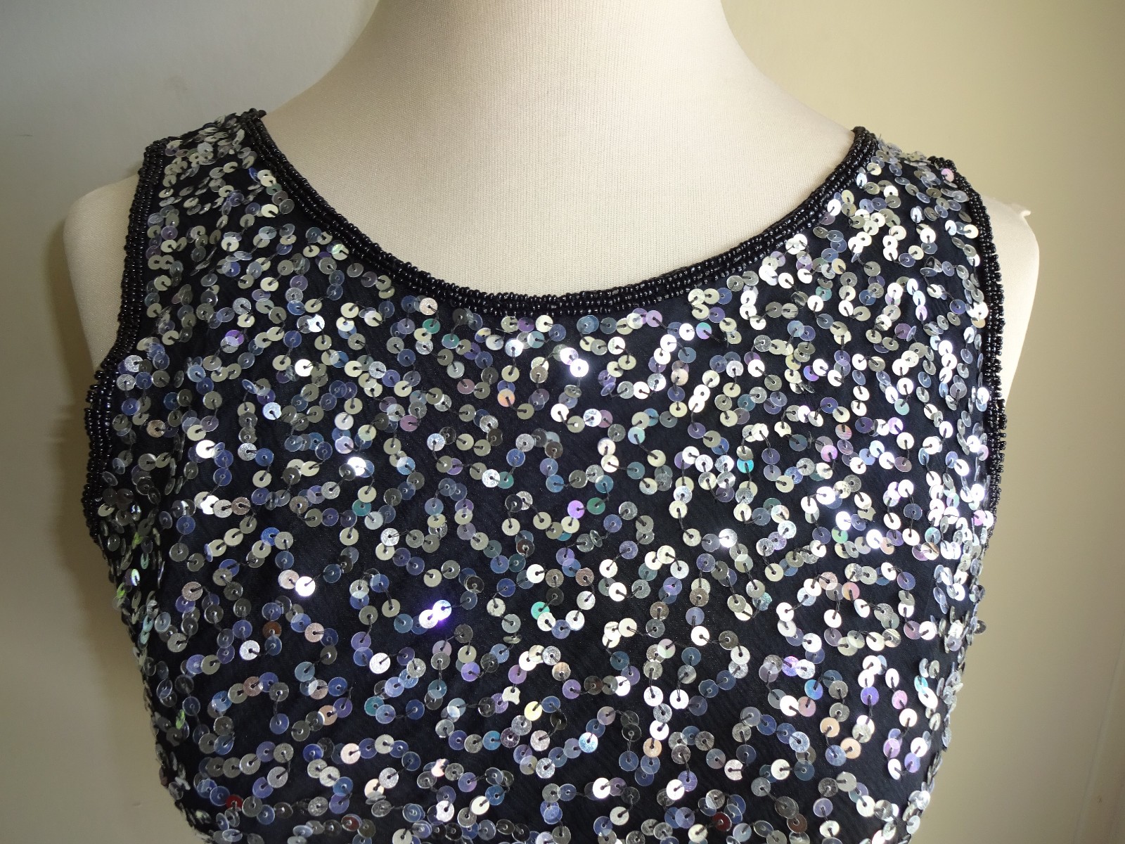 Womens Vintage 1980s 1990s Stenay Black Beaded Sequin Silk Tank Top Shirt M