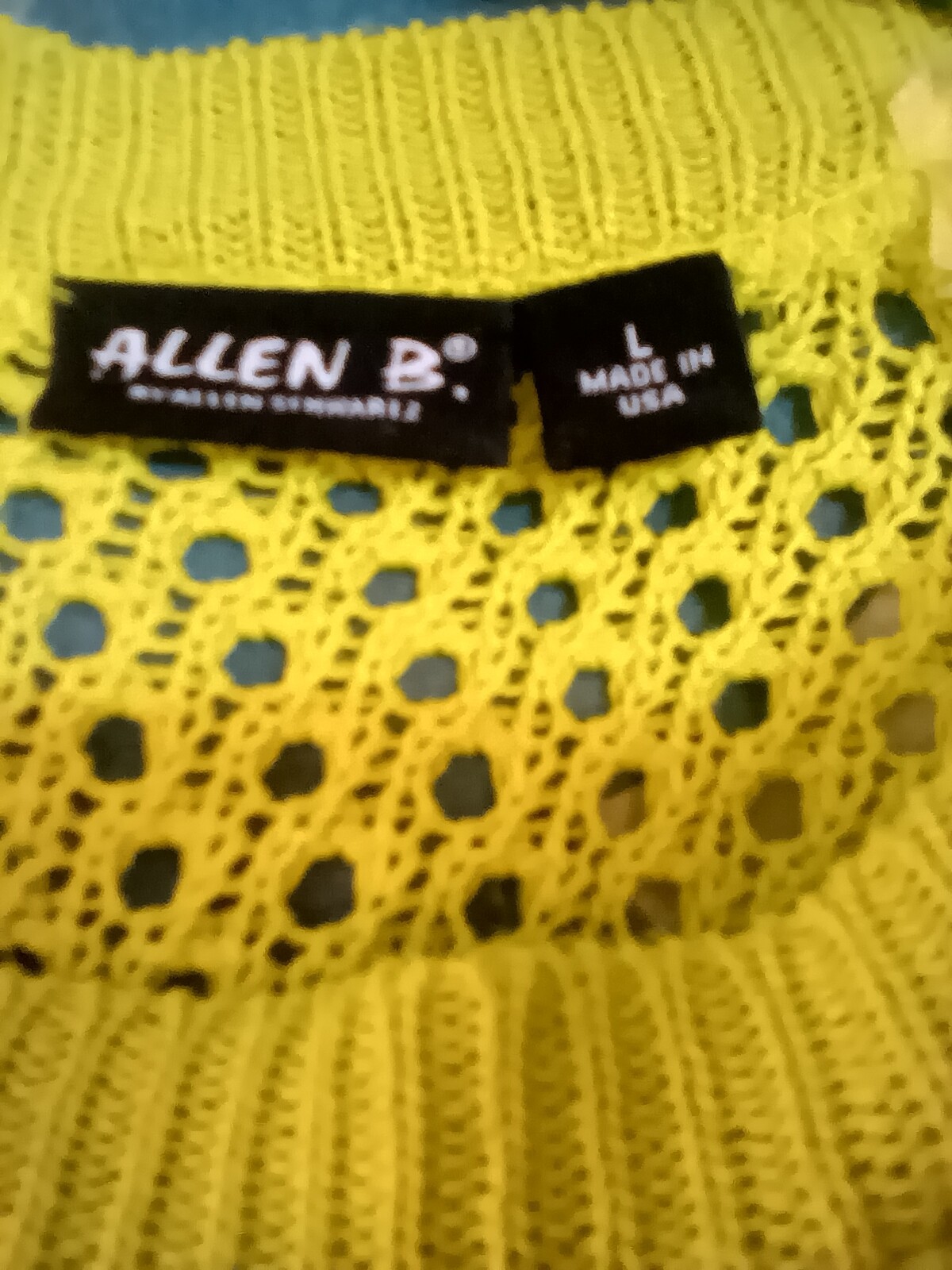 Vtg Allen B by Allen Schwartz green sweater high low hem zip in back boat neck