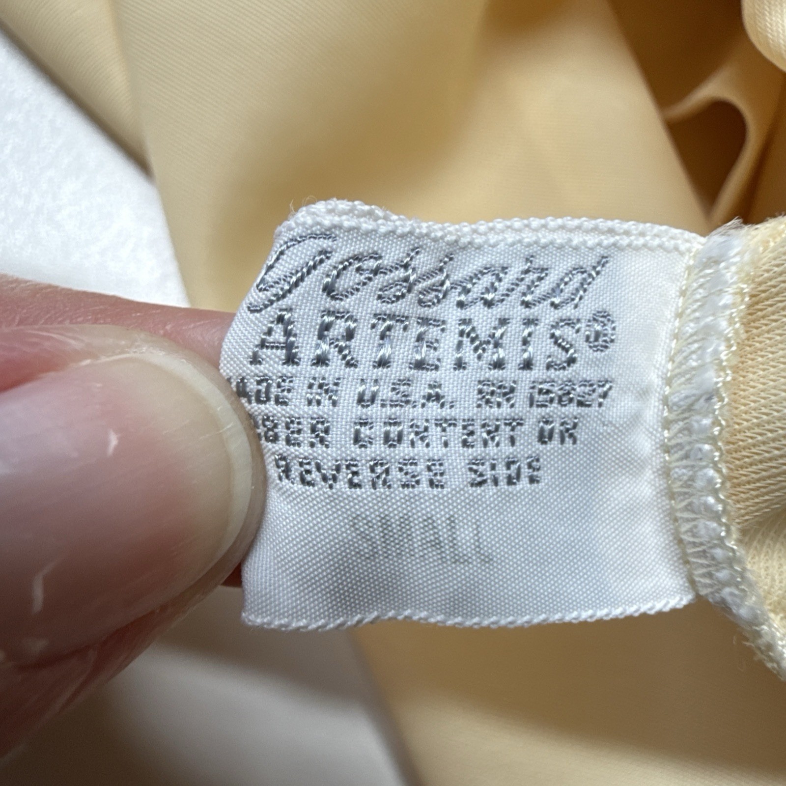 Vintage GOSSARD ARTEMIS Housecoat Robe Sz S Yellow Rose Embroidery Nylon USA