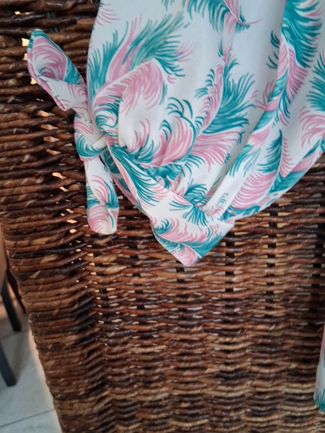 Vintage 70s Blue And Pink Paisley Feathers Med? Retro Disco Groovy Mod Unbrand