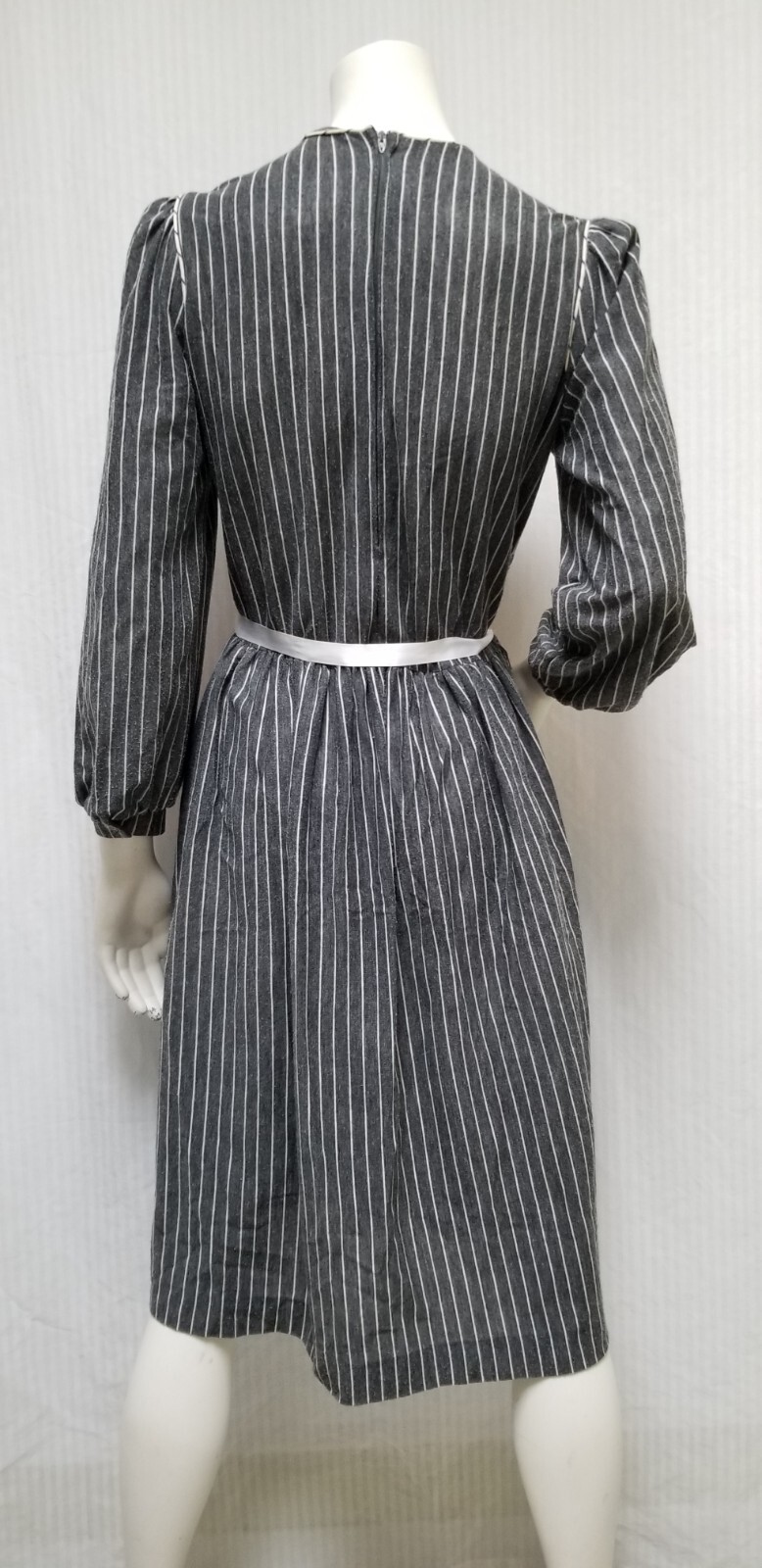 Vintage 1970/80’s NANCY GREER NY Grey White Stripe Knit DRESS – Size M