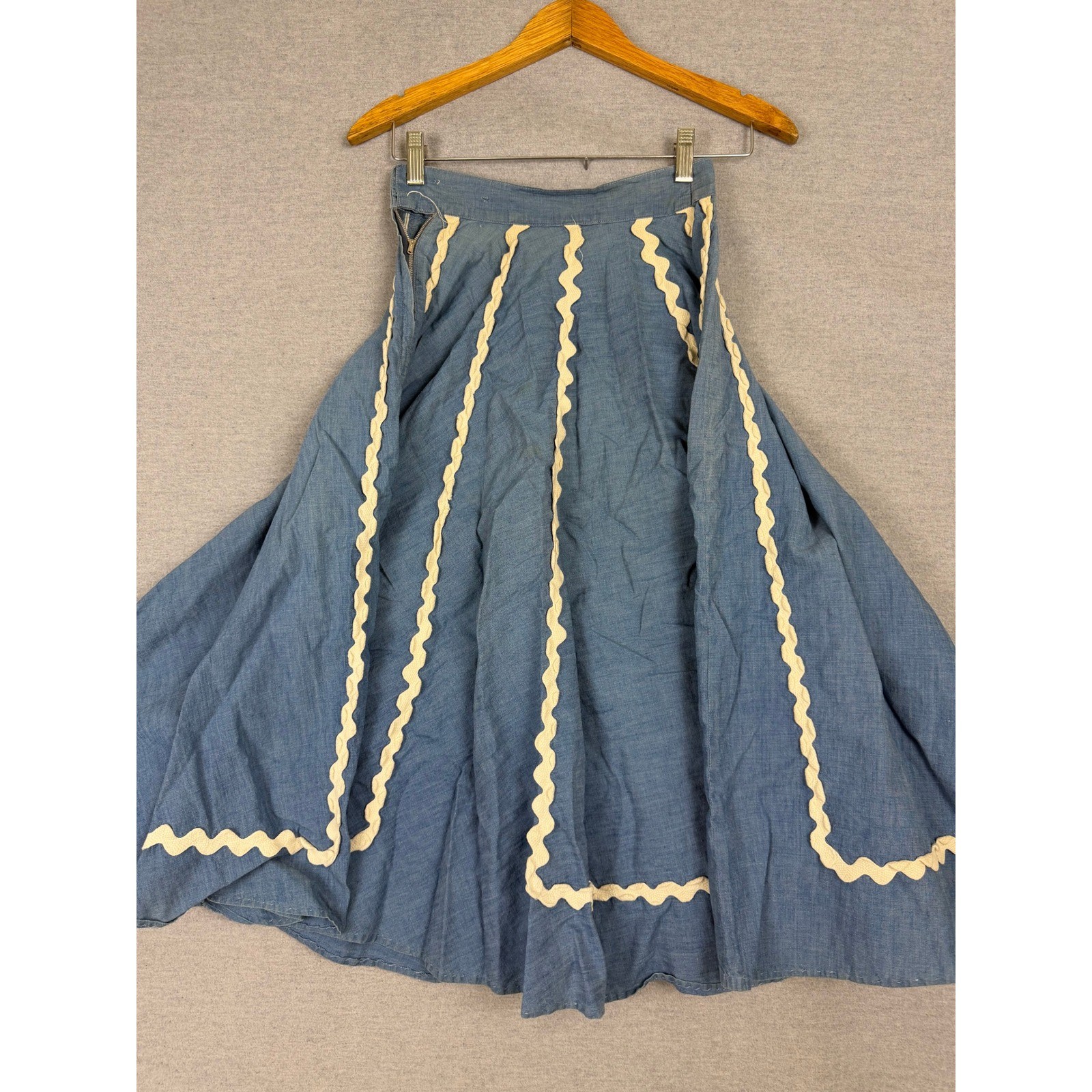 Vintage 50s Blue Chambray Rickrack Trim Circle Skirt High Waist Metal Zipper