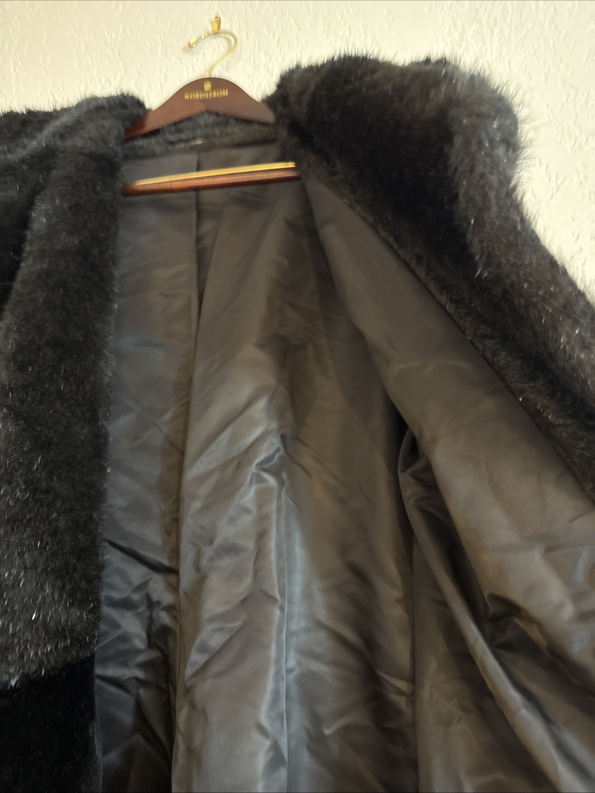 Vintage 1960s–70s Rogers Gallery Ltd Black Velvet Coat Faux Fur Trim Union Made