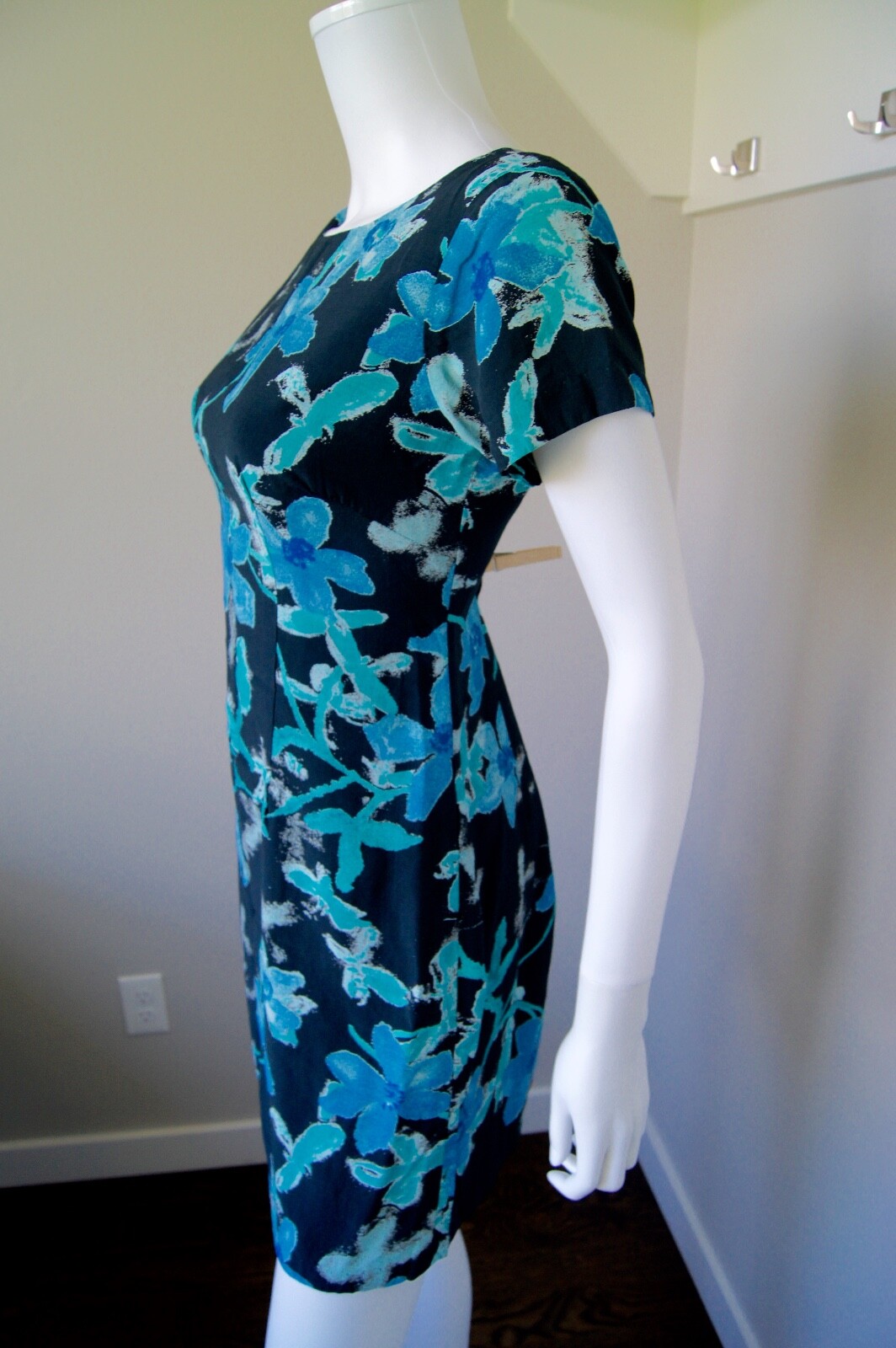 Rabbit Designs USA made Blue Green Turquoise Short Sleeve Short Dress SZ 8
