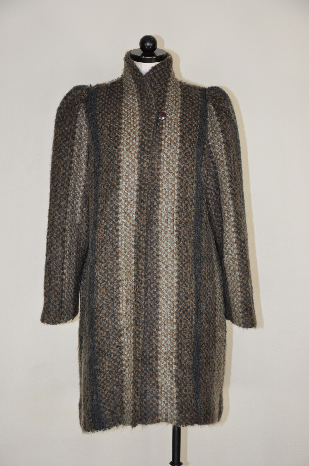 Vintage 80s Gray Wide Stripe Wool Boucle Loop Knit Puff Sleeve Wrap Coat Women M