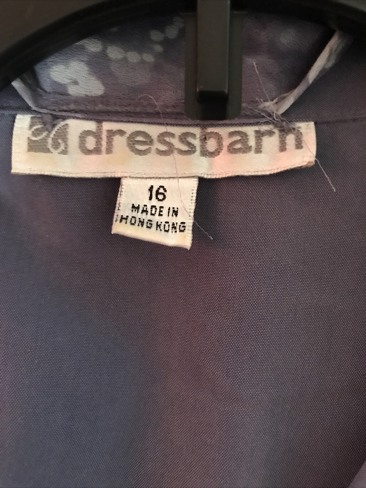 Vintage DRESSBARN lilac / purple button down collared dress shoulder pads. 16