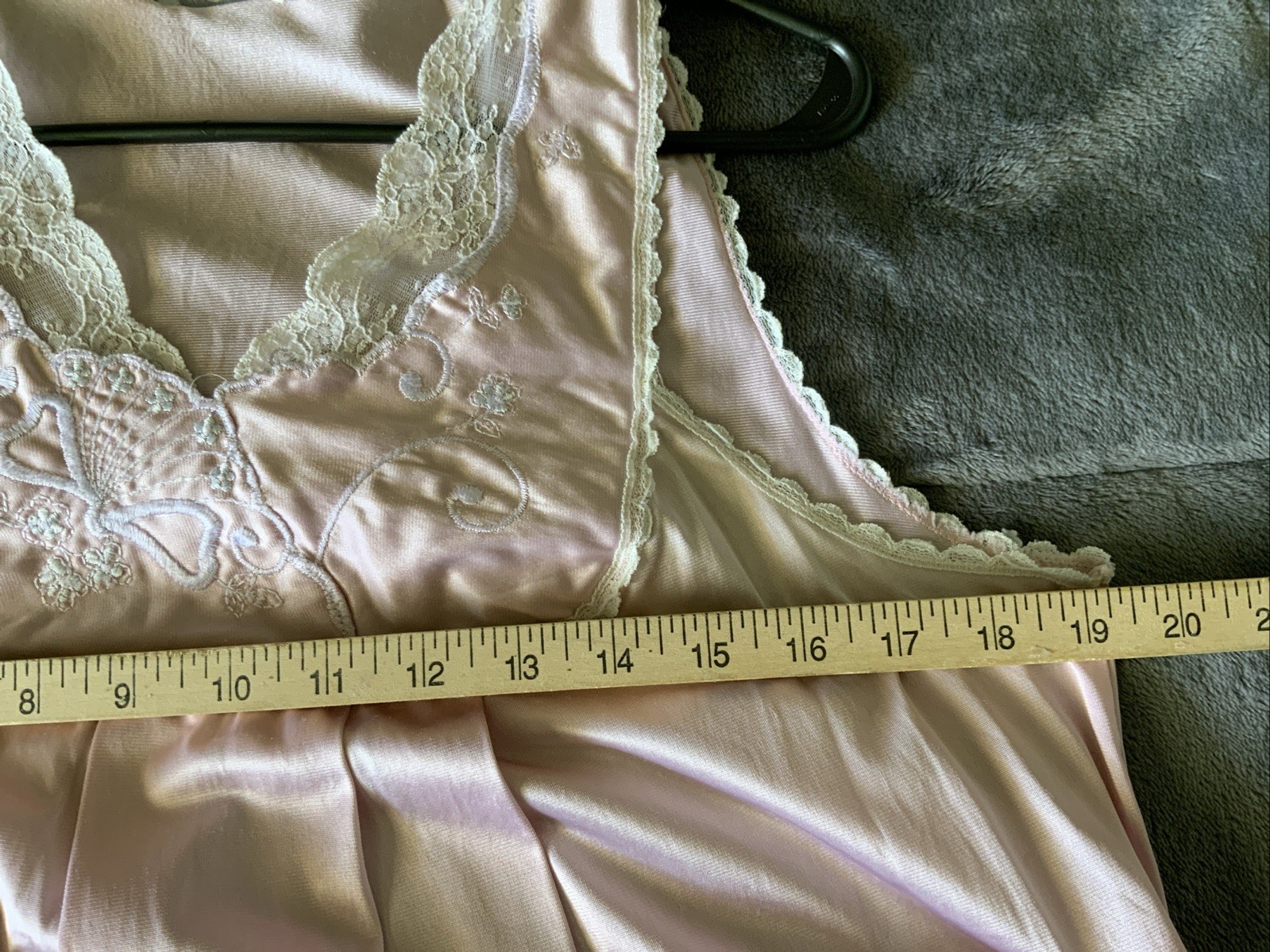 Vintage Vanity Fair Floral Lace Trim Nightgown Pink SZ M 38″ Chest Coquette 3